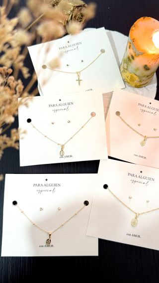 ¡Nueva colección de SETS en ORO LAMINADO!
Cada set incluye garantía de 360 días✨ Un detalle que dice “gracias por todo, mamá”, sin necesidad de palabras.