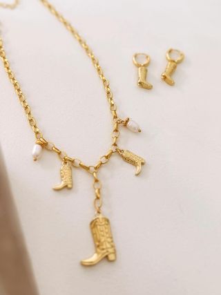 ✨ ¡Toda nuestra colección ya está disponible! ✨
Encuentra tus favoritos en www.luminisaccesorios.com 💫